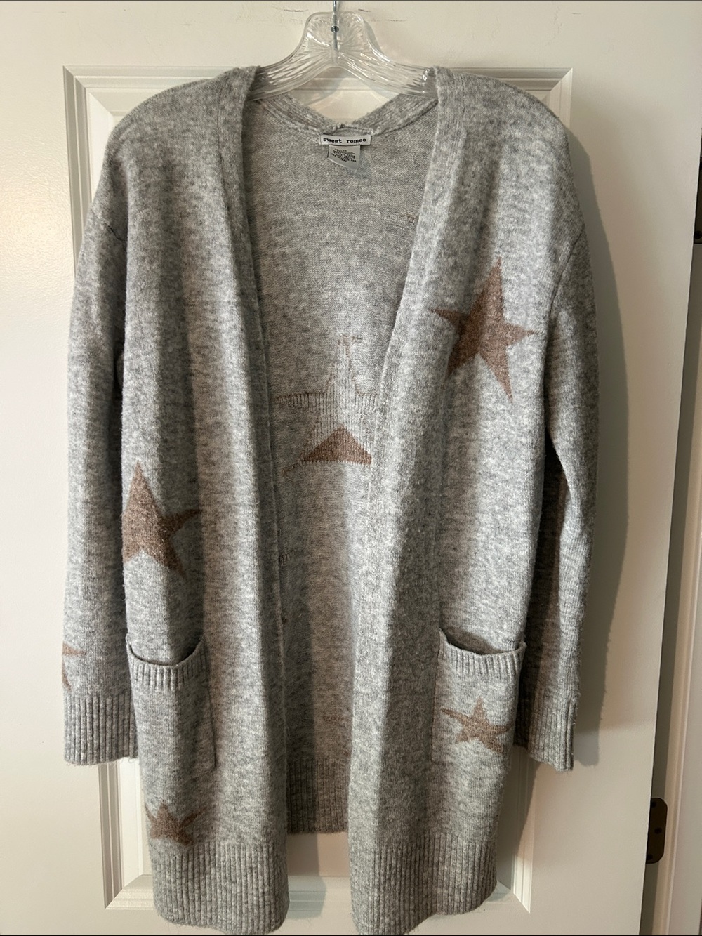 Sweet Romeo Gray Open-Front Cardigan with Taupe Star Accents